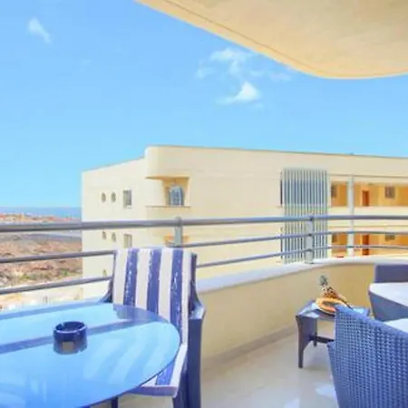 Stunning Apartment In Adeje With Outdoor Swimming Pool, Wifi And 2 Bedrooms *